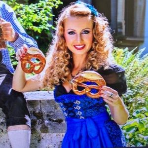 Meet your Posher, April